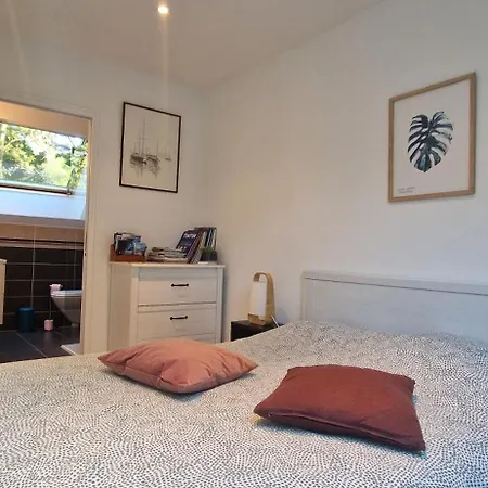 Independante Mesquer Avec Coin Cuisine Rum i privatbostad *